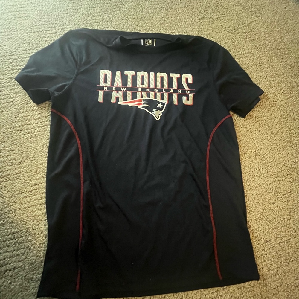 Men’s patriots shirt